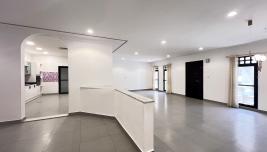 Villa Floor